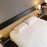 キリアド パリ センター