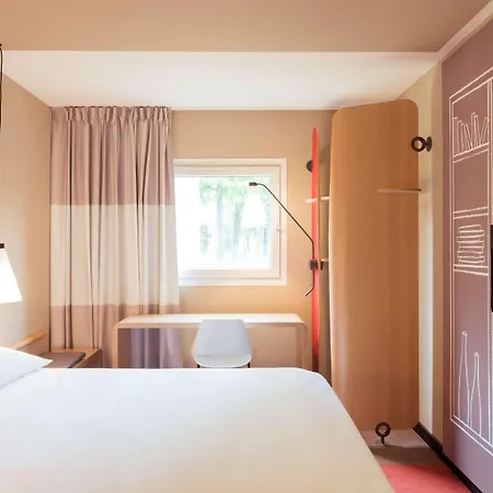 Hotel Ibis Centre Mairie Clichy