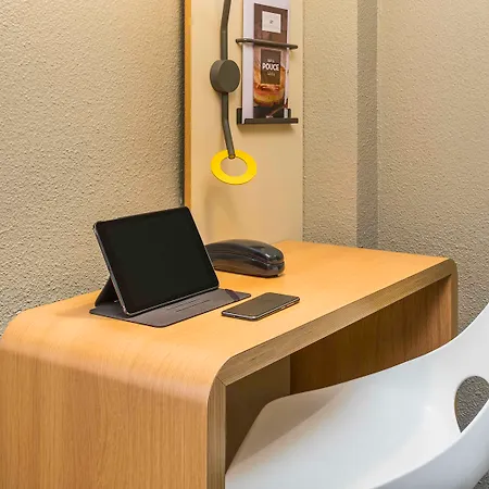 Hotel Ibis Centre Mairie Clichy