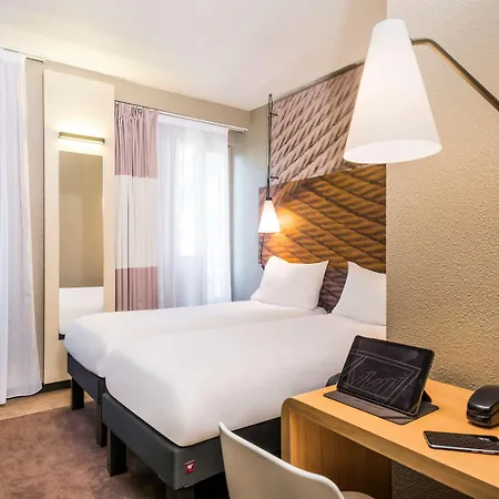 Ibis Centre Mairie Hotel