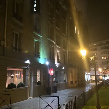 Ibis Centre Mairie Hotel Clichy