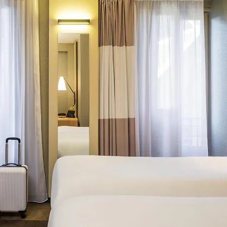 ホテル キリアド パリ センター 3*