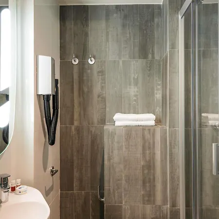 Hotel Ibis Centre Mairie Clichy