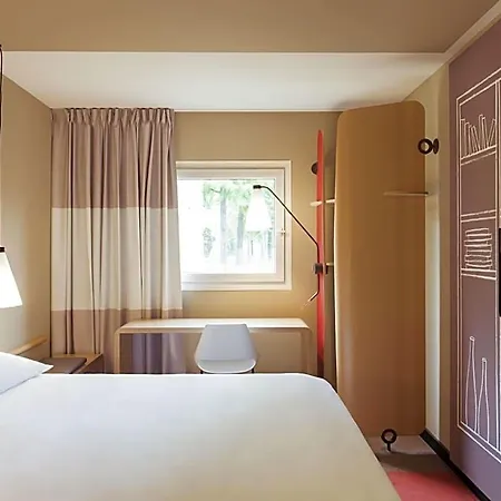 Hotel Ibis Centre Mairie