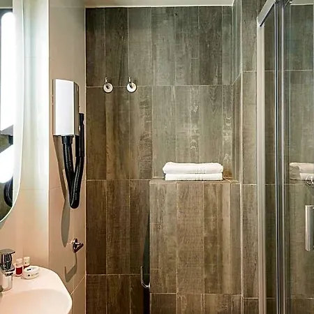 Hotel Ibis Centre Mairie Clichy