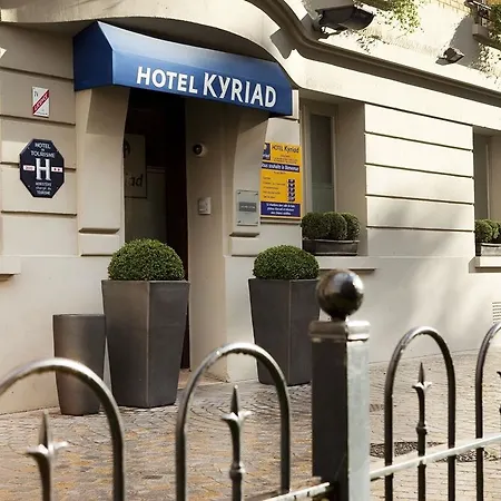 Ibis Centre Mairie 3*