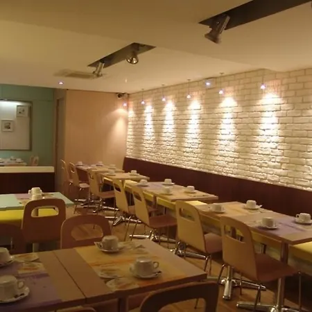 Ibis Centre Mairie Hotel Clichy