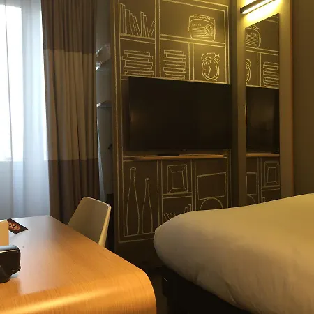 Ibis Centre Mairie Hotel