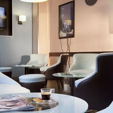 Hotel Ibis Centre Mairie 3*