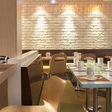 Ibis Centre Mairie Hotel Clichy