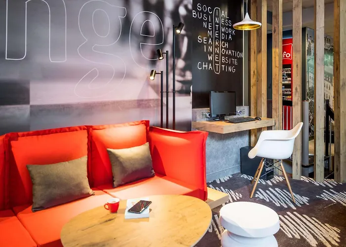 Hotel Ibis Centre Mairie 3*