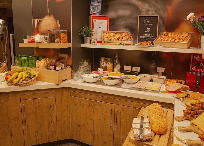Ibis Centre Mairie 3*