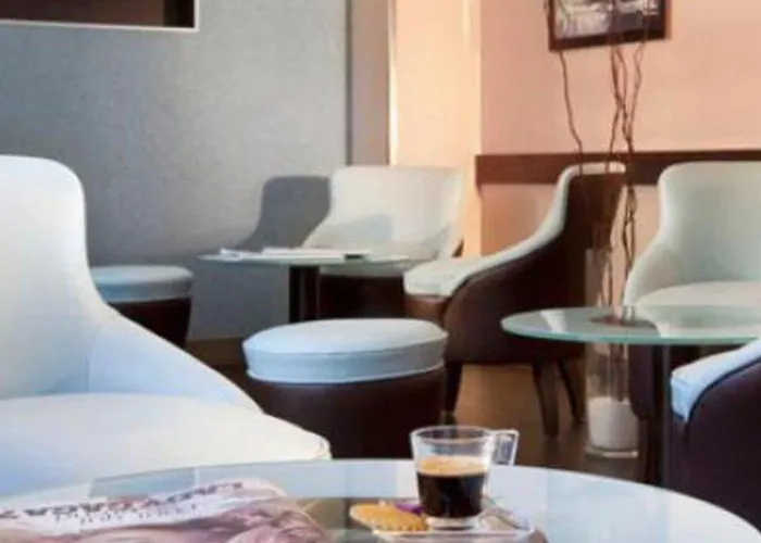 Hotel Ibis Centre Mairie