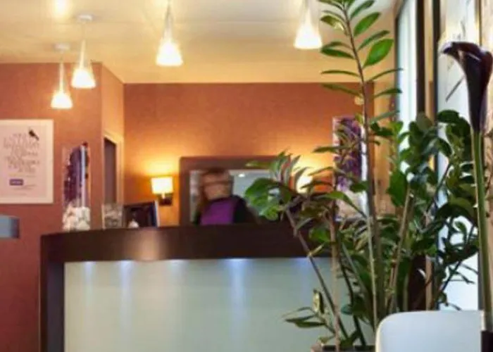 Ibis Centre Mairie Hotel Clichy
